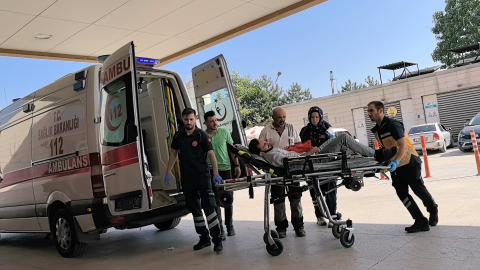 Bursa'da kolunu makineye kaptıran işçi yaralandı
