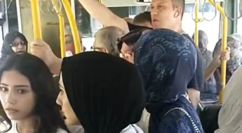 Bursa’da otobüs şoföründen engelli vatandaşa skandal davranış: 'Benim görevim değil' dedi, yardım etmedi
