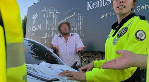 Bursa'da polise yakalanan alkollü sürücü: "Cinayet mi işledik?"