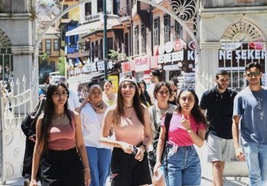 Bursa'ya gelen yabancı öğrenciler Osmangazi'yi tanıtacak