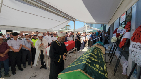 Karacabey'deki kazada hayatını kaybedenler son yolculuğuna uğurlandı