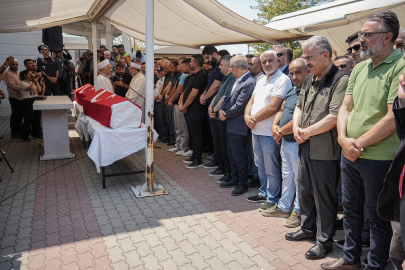 Bursa'daki yangında hayatını kaybedenler son yolculuğuna uğurlandı