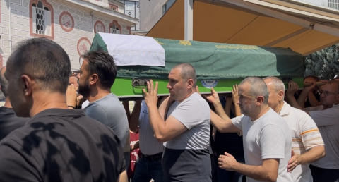 Düğününe 1 hafta kala kaza geçiren gencin cenazesi Bursa'da toprağa verildi
