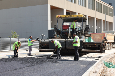 Balkan Mahallesi’nde yollar asfaltlanıyor