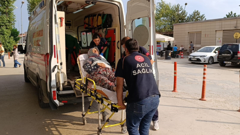 İnegöl’de otomobil kamyona çarptı: 4 yaralı