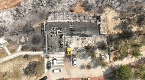 Yangında tamamen yanmıştı: Gürsu kır lokantası ve terası küllerden temizlendi