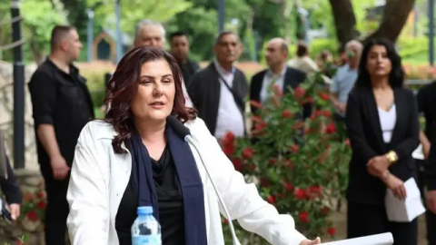 Özlem Çerçioğlu ve üç belediye başkanı CHP'den istifa etti