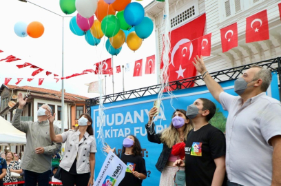 Lösemiyi yenen Ali Demir, Mudanya'da yüzlerce balonla karşılandı