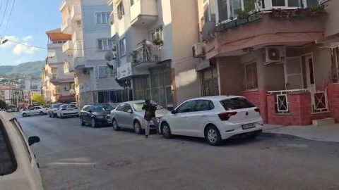 İzmir'de 2 polisin öldürüldüğü saldırıya ilişkin 27 kişi gözaltına alındı