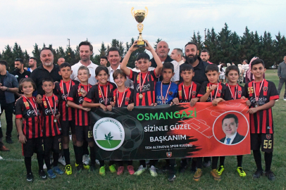 Osmangazi’de minik yetenekler futbol şöleninde buluştu 