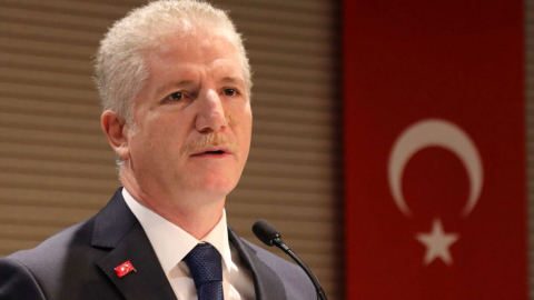 Gürsel Tekin'den valiliğe yazı: Vali Davut Gül, topu bakanlığa attı
