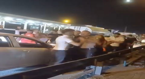 Bursa'da trafikte yol verme kavgası: 2 kişi gözaltına alındı