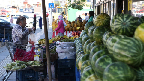 Açlık sınırı asgari ücreti solladı