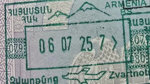 Ermenistan’da pasaport damgalarından Ağrı Dağı simgesi kaldırılıyor