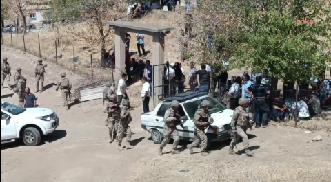 Batman'da 4 kişinin öldüğü silahlı saldırı: 10 kişi tutuklandı