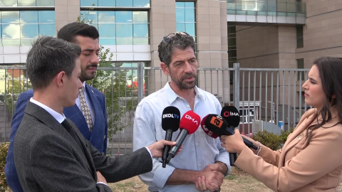 Oyuncu Cemal Hünal'ın imzasını taklit edip sahte sertifika verdiler