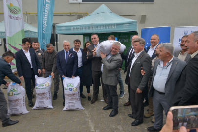 Bursa Büyükşehir’den çiftçiye destek: 14 ton İtalyan çimi tohumu üreticilere dağıtıldı