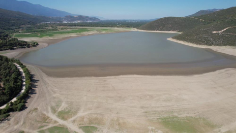 Bursa’da Gölbaşı Göleti 5 ayda kurudu: Kestel ve Gürsu Ovaları alarm veriyor