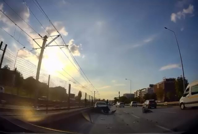 Bursa'da duran trafikte zincirleme kaza