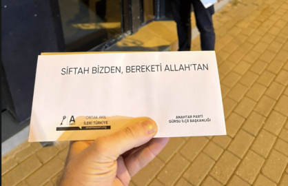Anahtar Parti'den Gürsu'da esnafa siftah parası!