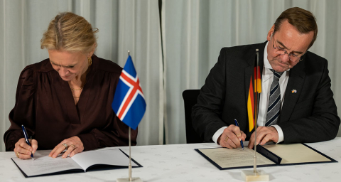 Almanya ve İzlanda'dan Rusya'ya karşı iş birliği: İzlanda'da askeri üs kuruyor