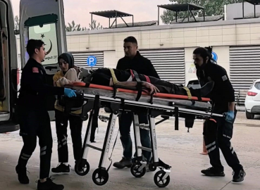 İnegöl'de iş kazası: Başına makine çarpan işçi yaralandı