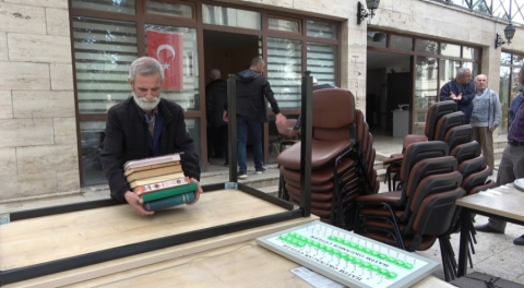 Bursa'da 71 yıllık cami derneği ile müftülük arasında tahliye gerginliği