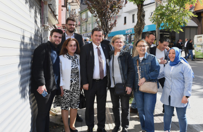 Başkan Erkan Aydın, Maksem Mahallesi’nde vatandaşların taleplerini dinledi