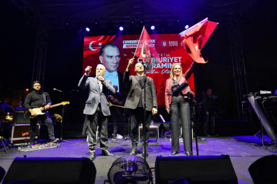 Bursa'da Cumhuriyet coşkusu, Kubat ile zirve yaptı
