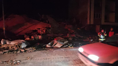 Balıkesir'de 6,1 büyüklüğünde deprem: Bursa'da da hissedildi