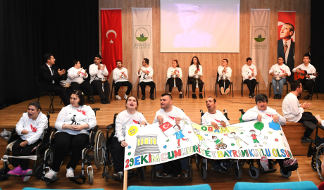 Engelli bireyler Osmangazi’de Cumhuriyet Bayramı'nı kutladı 