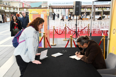 Bursa edebiyatla buluştu: Osmangazi Kitap Fuarı’na yoğun ilgi