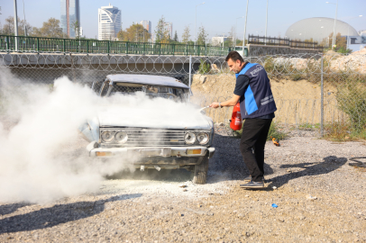 Bursa'da otobüs şoförlerine yangın söndürme eğitimi