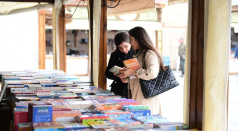 Osmangazi Kitap Fuarı, beşinci gününde de kitapseverleri ağırladı