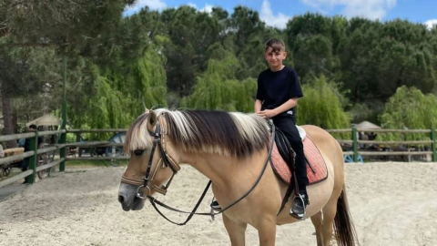 13 yaşındaki çocuk evde ölü bulundu: Yediği yemekten zehirlenme şüphesi