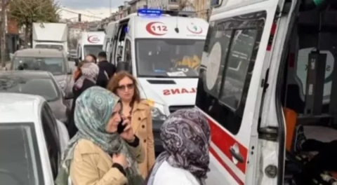 Parkta oyun oynayan 4 çocuk elektrik akımına kapıldı