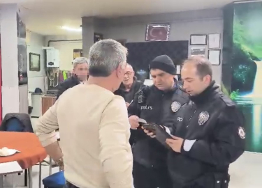 Bursa’da yılbaşı öncesi kumar baskını: 3 iş yerine adli işlem