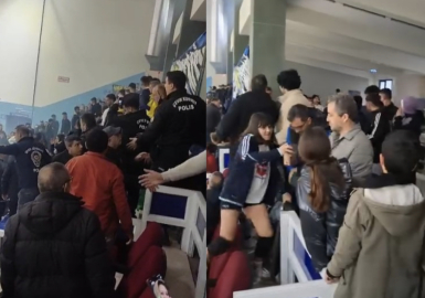 Karacabey Belediyespor–Fenerbahçe maçında patlayıcı madde atıldı, saha karıştı