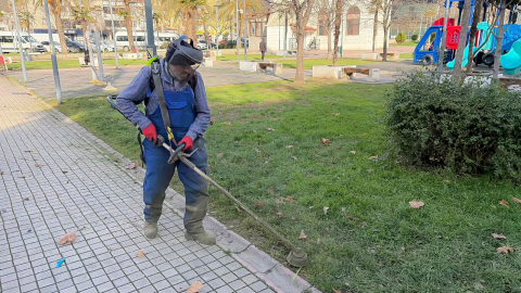 Gemlik’te hizmet mesaisi: Ekipler kent genelinde sahada