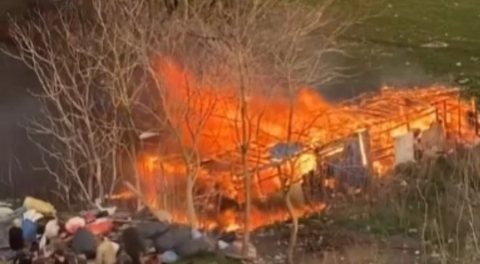 Bursa'da ağıl alev alev yandı