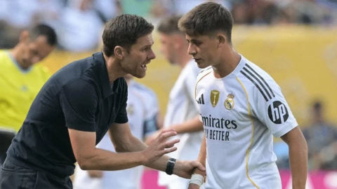 Real Madrid, Xabi Alonso ile yollarını ayırdı