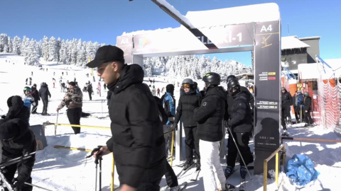 Sömestr tatili Uludağ'ı doldurdu: Pistlerde yoğunluk arttı