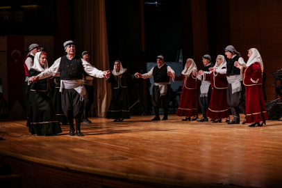 "Ege’nin İki Yakası" Bursa’da aynı sahnede buluştu