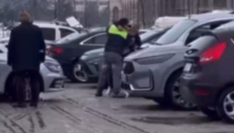 Uludağ Üniversitesi kampüsünde otoparkta kavga çıktı