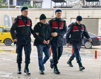 13 yıl hapis cezasıyla aranıyordu: 59 yaşındaki şahıs Bursa'da yakalandı