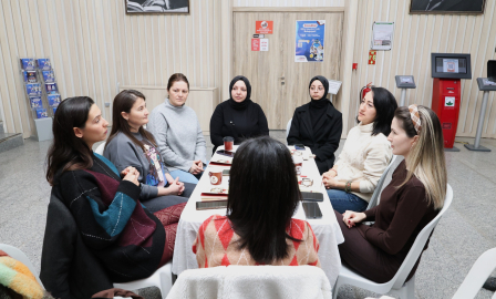 Osmangazi’de kitapseverlerden kolektif okuma etkinliği