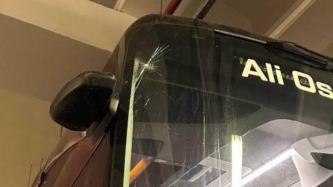 Trabzonspor takım otobüsüne taşlı saldırı