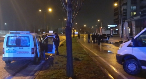 Bursa’da film gibi operasyon! Pompacı kılığına giren polis şüphelileri yakaladı