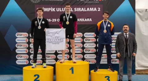 Osmangazi Belediyesporlu Arda Meriç’ten bronz madalya