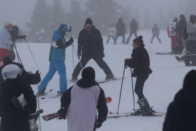 Uludağ'da rekor yoğunluk: 47 bin araç giriş yaptı